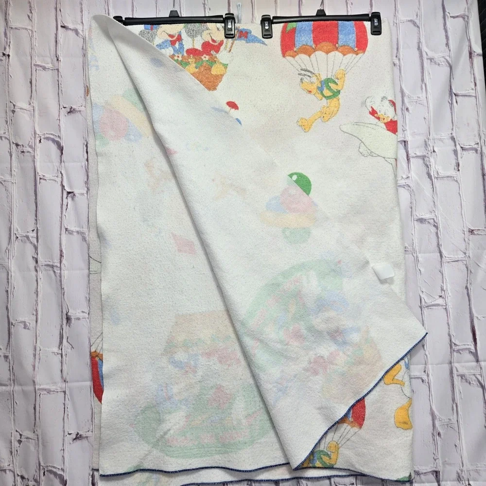 Vintage Disney Mickey Mouse Donald Goofy Dumbo Bartholomew Air Mobile‎ Blanket
